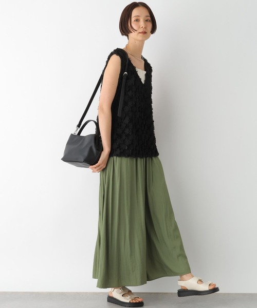 LEPSIM（レプシィム）の「フェイクレザーソフトミニバッグ　328002（ショルダーバッグ・レディース・ガンメタ/ブラック・ONE SIZE）」の8枚目の写真