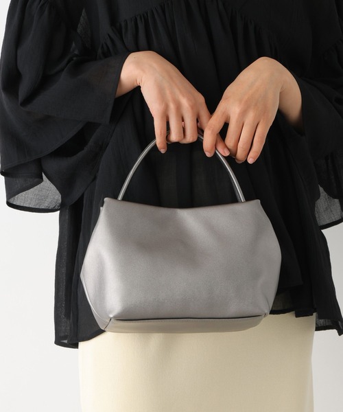 LEPSIM（レプシィム）の「フェイクレザーソフトミニバッグ　328002（ショルダーバッグ・レディース・ガンメタ/ブラック・ONE SIZE）」の9枚目の写真