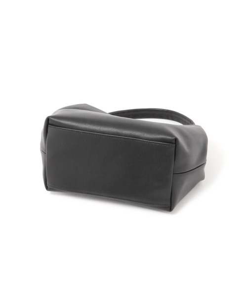 LEPSIM（レプシィム）の「フェイクレザーソフトミニバッグ　328002（ショルダーバッグ・レディース・ガンメタ/ブラック・ONE SIZE）」の20枚目の写真