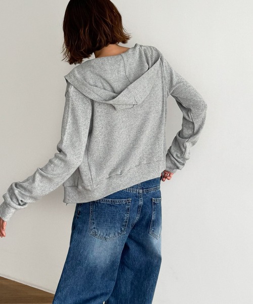 CANAL JEAN(キャナルジーン)の「HARING アイレットジップパーカー(パーカー・レディース・ネイビー/グレー・ONE SIZE)」の7枚目の写真