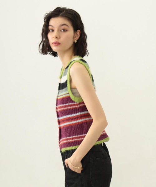 MILKFED.(ミルクフェド)の「TWO-TYPE STRIPED KNIT VEST(ニット/セーター・レディース・ブルー/ブラウン/パープル・ONE SIZE)」の5枚目の写真