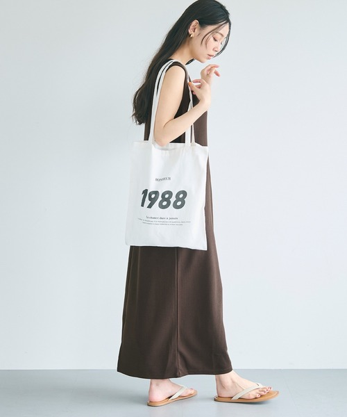 coca（coca）（コカ）の「エンボスボートネックマキシワンピース（ワンピース・レディース・ブラウン/ブラック・L/S/M）」の7枚目の写真