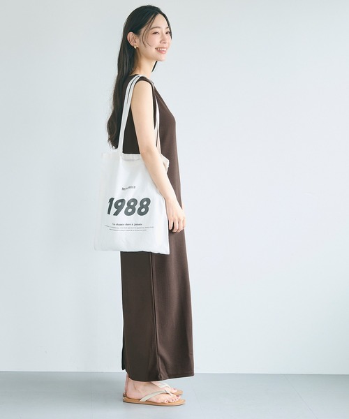 coca（coca）（コカ）の「エンボスボートネックマキシワンピース（ワンピース・レディース・ブラウン/ブラック・L/S/M）」の10枚目の写真
