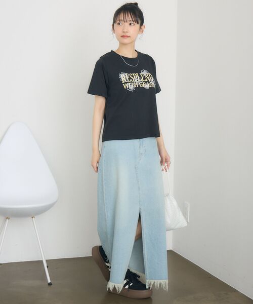 RETRO GIRL(レトロガール)の「花刺繍チビTEE(Tシャツ/カットソー・レディース・ライトグレー/ブラック/オフホワイト・FREE)」の21枚目の写真