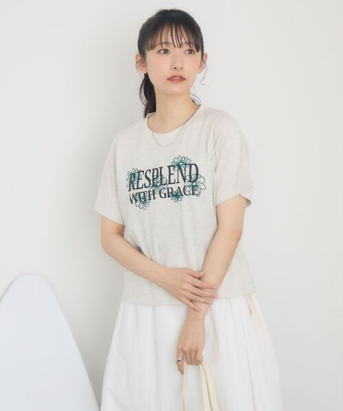 RETRO GIRL(レトロガール)の「花刺繍チビTEE(Tシャツ/カットソー・レディース・ライトグレー/ブラック/オフホワイト・FREE)」の9枚目の写真
