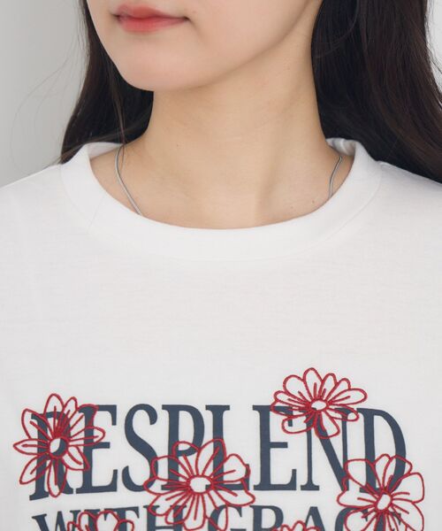 RETRO GIRL(レトロガール)の「花刺繍チビTEE(Tシャツ/カットソー・レディース・ライトグレー/ブラック/オフホワイト・FREE)」の8枚目の写真