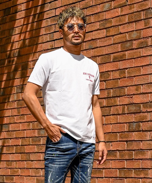 adamsJUGGLER(アダムスジャグラー)の「RTEGレッド/Cティー(Tシャツ/カットソー・メンズ・ホワイト/ブラック・S/M/L/XL/XXL)」の1枚目の写真