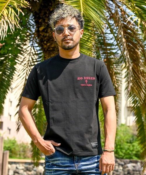 adamsJUGGLER(アダムスジャグラー)の「RTEGレッド/Cティー(Tシャツ/カットソー・メンズ・ホワイト/ブラック・S/M/L/XL/XXL)」の2枚目の写真
