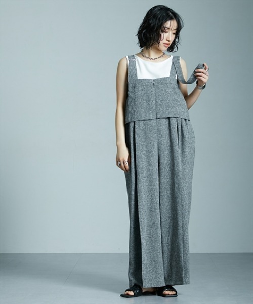 Soiunique（スワユニーク）の「サマーツイード素材ドレープサロペットワイドパンツ ［Soiunique］（つなぎ/オールインワン・レディース・ブラック/グレー・FREE）」の14枚目の写真