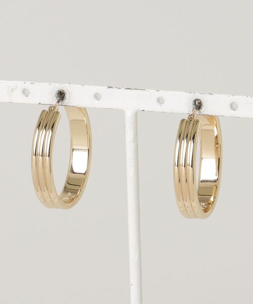 ゴールドプレーテッド リブ フープ ピアス（ピアス（両耳用