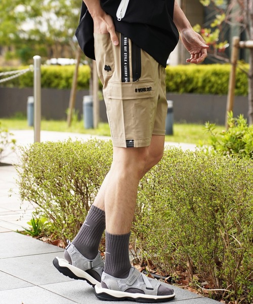 LUXE/R GOLF(ラグジュ ゴルフ)の「(RM)【LUXE/R GOLF】ストレッチ クロス サイドライン ショート カーゴパンツ(カーゴパンツ・メンズ・チャコールグレー/カーキ/ベージュ/ブラック・L/XL/M)」の22枚目の写真