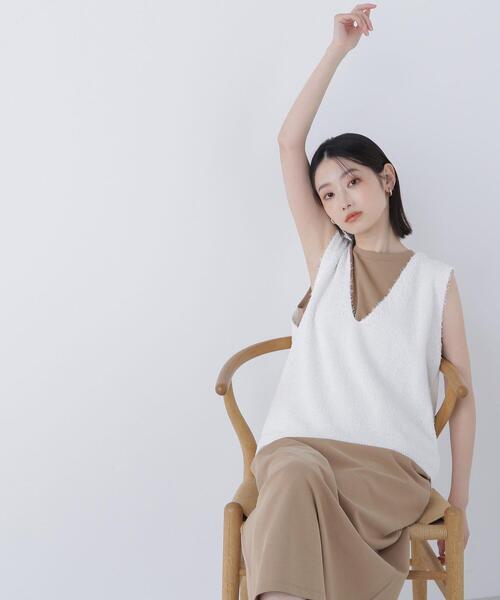 NATURAL BEAUTY BASIC(ナチュラルビューティーベーシック)の「◇Vネックニットベスト&ナローワンピース(ワンピース・レディース・ベージュ系その他/ブラック系その他/グレー系その他・MEDIUM/P/S)」の3枚目の写真