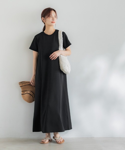 ライトエンボスマキシワンピース 速乾/イージーケア/乾燥機OK/通気性