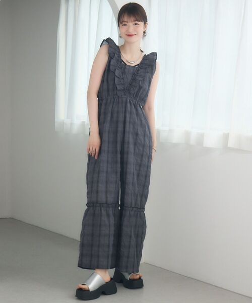 RETRO GIRL（レトロガール）の「ギャザーフリルサロペット（サロペット/オーバーオール・レディース・ナチュラル/ブラック系その他2/ブラウン・FREE）」の17枚目の写真