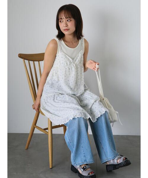 ehka sopo（エヘカソポ）の「◎小花柄ミニキャミワンピース（ワンピース・レディース・ベージュ/ブラック/オフホワイト・F）」の12枚目の写真