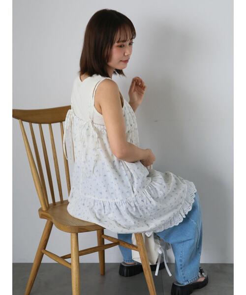 ehka sopo（エヘカソポ）の「◎小花柄ミニキャミワンピース（ワンピース・レディース・ベージュ/ブラック/オフホワイト・F）」の11枚目の写真