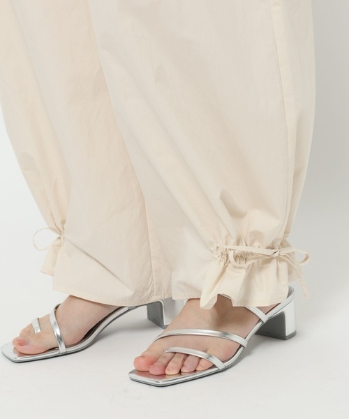 LOWRYS FARM（ローリーズファーム）の「２ＷＡＹリボンタックパンツ　525970（その他パンツ・レディース・イエロー/アイボリー/ブラック・FREE）」の10枚目の写真