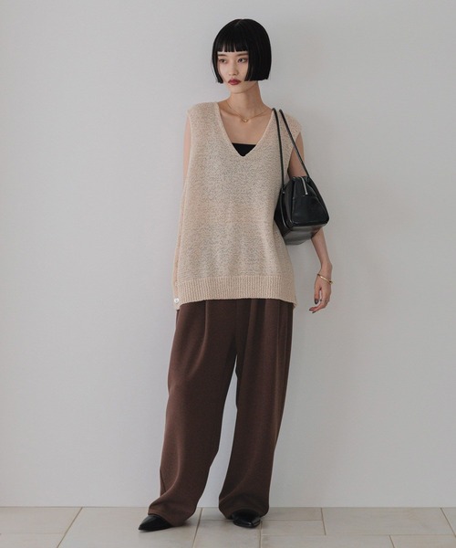 LOWRYS FARM（ローリーズファーム）の「テープヤーンオーバーベスト　574808（ベスト・レディース・ブラック/アイボリー/グレー・FREE）」の13枚目の写真