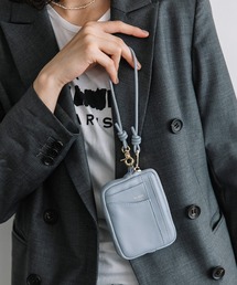 Beau're（ヴュレ）の「BEAURE CowLeather フラグメントケース（カードケース）」