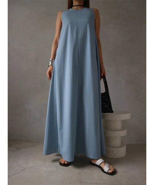 TRUNC(トランクエイティーエイト)の「Ice Touch Back Open Dress(ワンピース・レディース・ブラック/ブルー/ベージュ・FREE)」の5枚目の写真