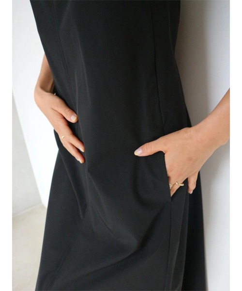 TRUNC(トランクエイティーエイト)の「Ice Touch Back Open Dress(ワンピース・レディース・ブラック/ブルー/ベージュ・FREE)」の16枚目の写真
