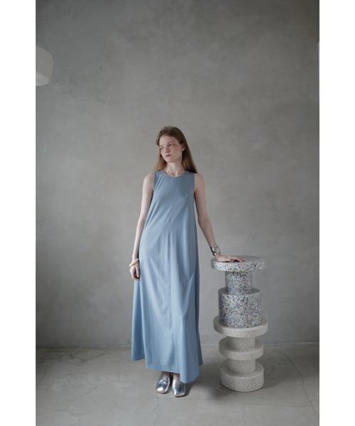 TRUNC(トランクエイティーエイト)の「Ice Touch Back Open Dress(ワンピース・レディース・ブラック/ブルー/ベージュ・FREE)」の21枚目の写真