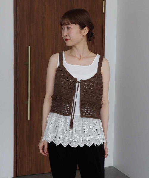 earth music&ecology（アースミュージックアンドエコロジー）の「フリンジニットビスチェ（ベスト・レディース・ブラック/ブラウン/アイボリー・FREE）」の17枚目の写真