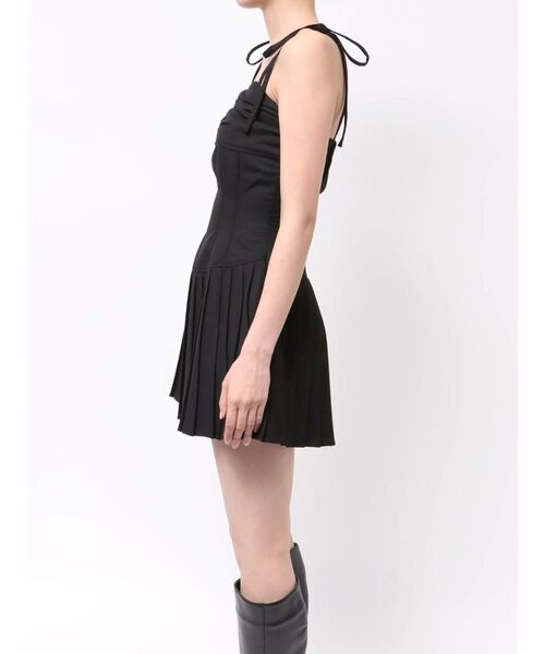 EVRIS（エヴリス）の「ショルダーリボンプリーツミニワンピース（ワンピース・レディース・ブラック/イエロー・SMALL/MEDIUM）」の8枚目の写真