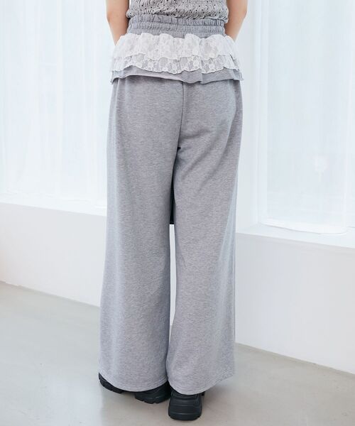 MAJESTIC LEGON（マジェスティックレゴン）の「フリルレイヤードスウェットパンツ（スウェットパンツ・レディース・オートミール/ネイビー/グレー・MEDIUM/SMALL）」の17枚目の写真