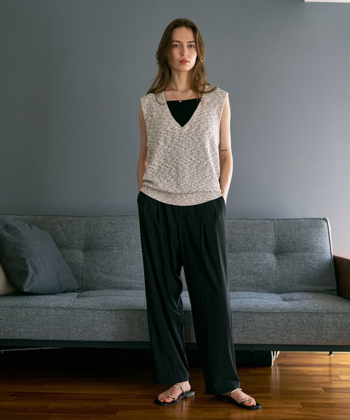 qualite(カリテ)の「【接触冷感&UV】クールトリコットタックパンツ/夏服/オフィスカジュアル/さらっとした質感(その他パンツ・レディース・ブラック/ブラウン・36/38)」の11枚目の写真