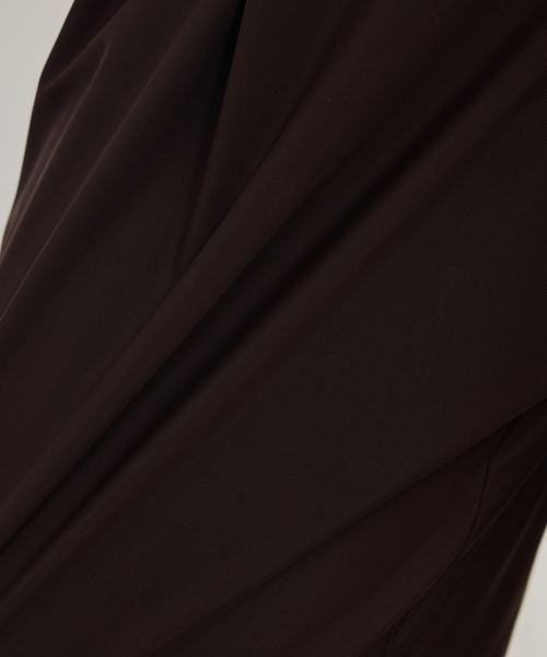 qualite(カリテ)の「【接触冷感&UV】クールトリコットタックパンツ/夏服/オフィスカジュアル/さらっとした質感(その他パンツ・レディース・ブラック/ブラウン・36/38)」の21枚目の写真