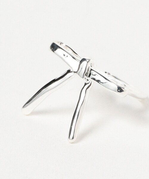 Ray BEAMS（レイビームス）の「Chalulu / リボン イヤーカフ（イヤーカフ・レディース・ゴールド/シルバー・ONE SIZE）」の4枚目の写真