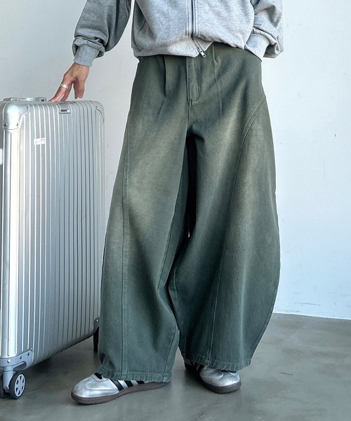 MandO（Auntie Rosa）（エムオー）の「アソートウォッシュドワイド切り替えバルーンワイドパンツ（デニムパンツ・メンズ・グレー/グリーン系カモフラージュ/カーキ/ブラック・LARGE/MEDIUM/SMALL）」の8枚目の写真