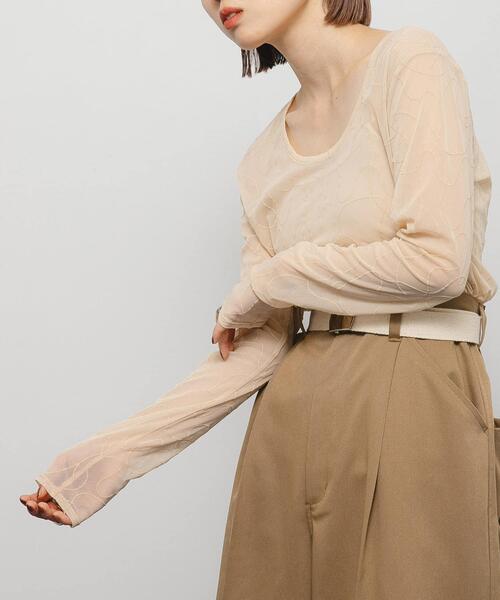 KBF(ケイビーエフ)の「フロッキーウェーブカットソー(Tシャツ/カットソー・レディース・ブラック/ベージュ/グレー・ONE)」の6枚目の写真