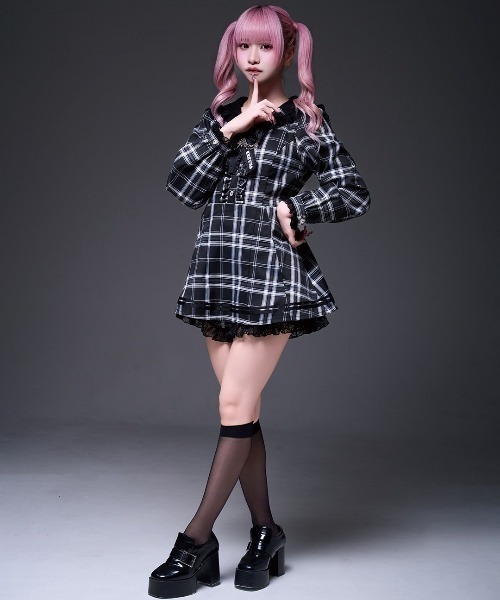 TRAVAS TOKYO/トラバス トーキョー』セーラーフリルセットアップ