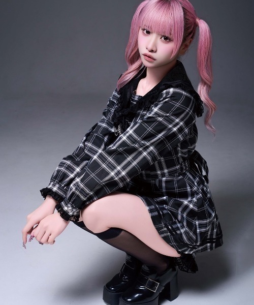 TRAVAS TOKYO/トラバス トーキョー』セーラーフリルセットアップ