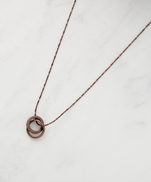 SHOO・LA・RUE(シューラルー)の「【2WAY】リング&クリアドロップネックレス(ネックレス・レディース・ダークブラウン/ピンクゴールド/シルバー/ブラック/ゴールド・00)」の2枚目の写真