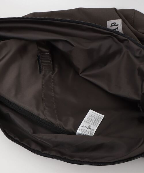 GAP スリングバッグ　黒 Yahoo!オークション - 【美品】 GAP スリングバッグ ショルダー