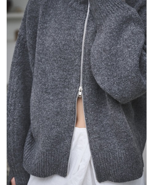 AIC.（エーアイシー）の「ダブルジップハイネックニットブルゾン（ニット/セーター・レディース・チャコールグレー/ベージュ/ブラウン・FREE）」の16枚目の写真