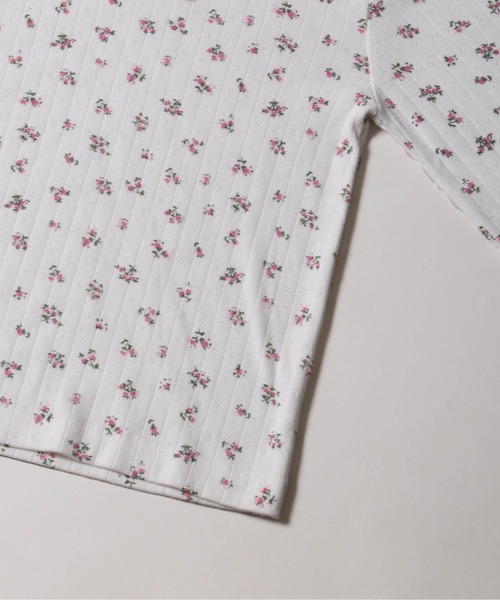 WC（ダブル シー）の「《秋冬新作★》リトルフラワーパターントップス（Tシャツ/カットソー・レディース・ホワイト/ネイビー・FREE）」の21枚目の写真