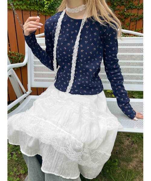 WC（ダブル シー）の「《秋冬新作★》リトルフラワーパターントップス（Tシャツ/カットソー・レディース・ホワイト/ネイビー・FREE）」の14枚目の写真