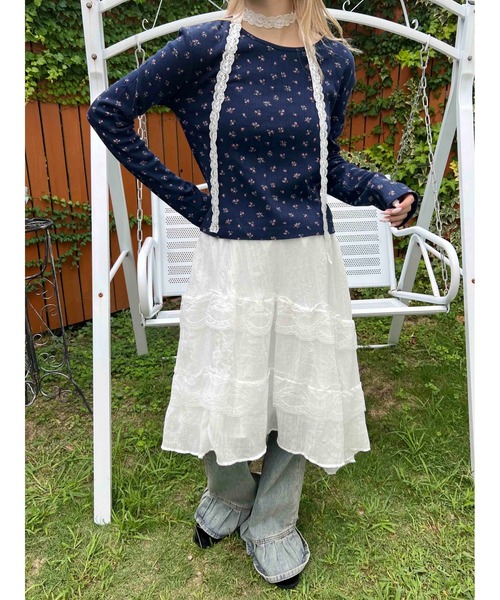 WC（ダブル シー）の「《秋冬新作★》リトルフラワーパターントップス（Tシャツ/カットソー・レディース・ホワイト/ネイビー・FREE）」の16枚目の写真