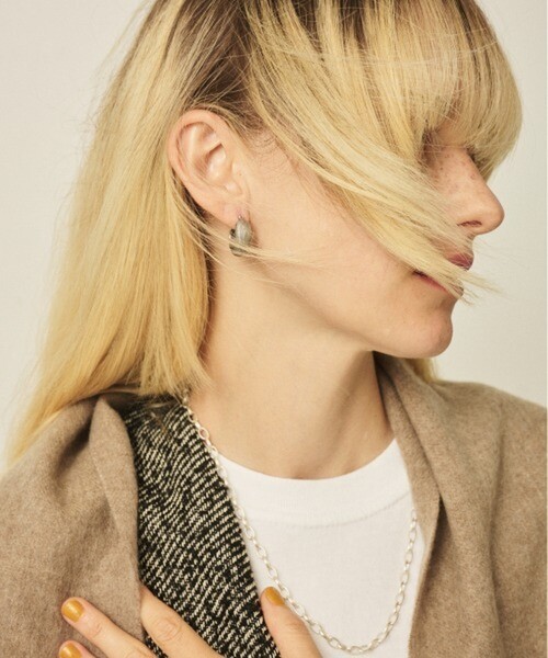 Rouge vif（ルージュヴィフ）の「【OCUCCI jewelry/オクチ ジュエリー】Hoop-strip M シルバーフープピアス（ピアス（両耳用）・レディース・シルバー・フリー）」の15枚目の写真
