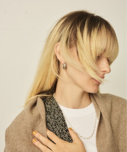 Rouge vif（ルージュヴィフ）の「【OCUCCI jewelry/オクチ ジュエリー】Hoop-strip M シルバーフープピアス（ピアス（両耳用）・レディース・シルバー・フリー）」の7枚目の写真