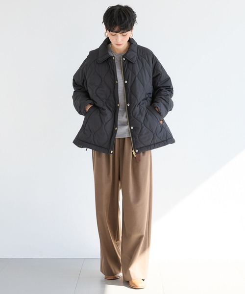 UNIVERSAL OVERALL(ユニバーサルオーバーオール)の「BARNYARDSTORM / 【UNIVERSAL OVERALL (ユニバーサルオーバーオール)】 / キルトジャケットコート(ブルゾン・レディース・ブラック/カーキ・S/M)」の16枚目の写真