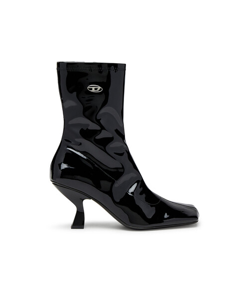 DIESEL(ディーゼル)の「ウィメンズ ショートブーツ AMBER D-AMBER MD BT S(ブーツ・レディース・ブラック/レッド・36/39/38/40/37/35)」の2枚目の写真