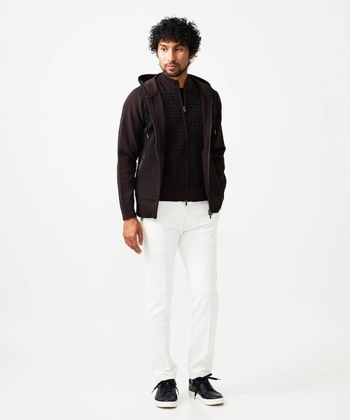 MICHEL KLEIN HOMME (ミッシェルクランオム)の「【セットアップ】ニットベスト(ベスト・メンズ・ブラック/ライトグレー/ブラウン・MEDIUM/LARGE/X-LARGE)」の6枚目の写真