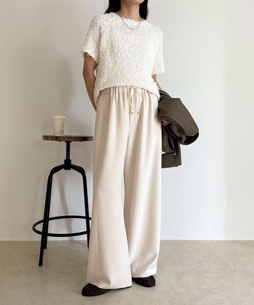 fredy emue（フレディエミュ）の「【リピーター続出！/高身長サイズあり】とろみWarmストレートイージーパンツ（その他パンツ・レディース・ブラック/チャコールグレー/アイボリー/ブラウン・38/36/39）」の5枚目の写真