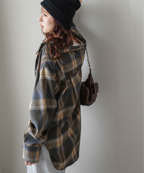 La-gemme（ラジェム）の「ヴィンテージライクチェックシャツ（シャツ/ブラウス・レディース・オレンジ/ベージュ/ブルー・フリー）」の7枚目の写真