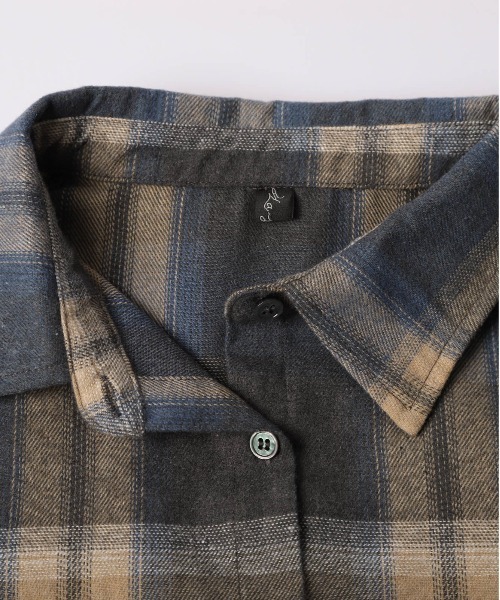 La-gemme（ラジェム）の「ヴィンテージライクチェックシャツ（シャツ/ブラウス・レディース・オレンジ/ベージュ/ブルー・フリー）」の14枚目の写真